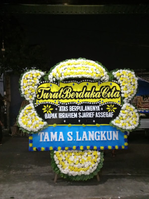 Papan Bunga Duka di Kaisabu Baru